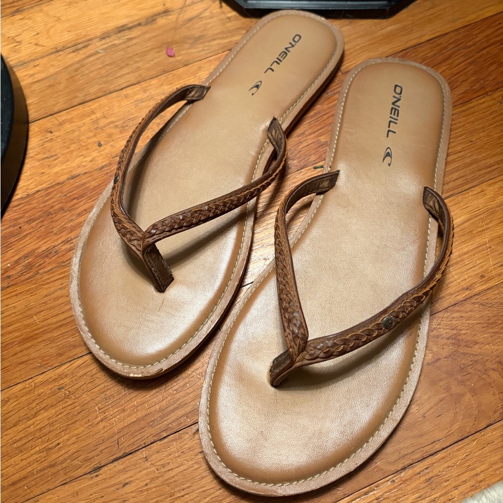 O'Neill Women's Tan Braided-Strap Flip Sandals